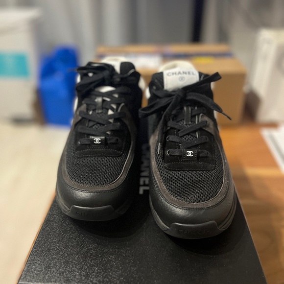 Authentic Chanel men’s sneakers - Picture 3 of 4